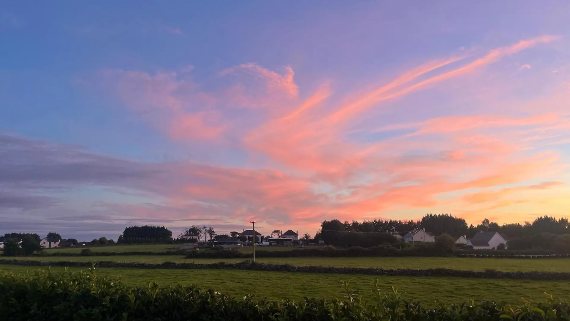 Andis Meadow Apartment Galway Ireland